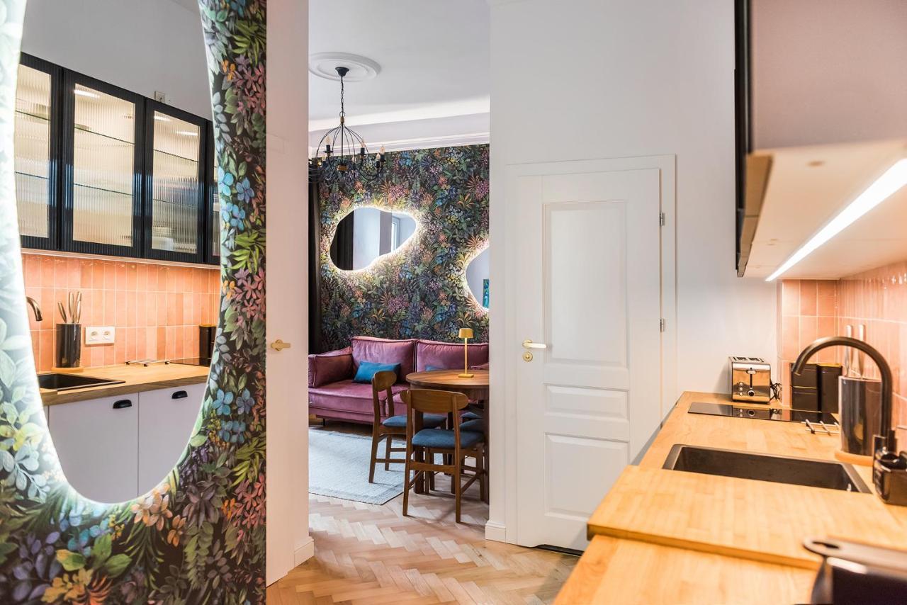 Flora Design Old Town- Free Parking Apartment Krakow Luaran gambar